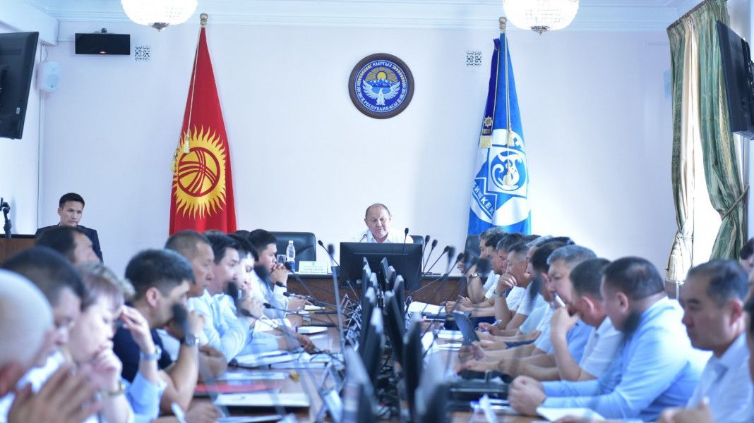 Борбор калаанын мэри «Бишкексууканалдын» жетекчисине сөгүш жарыялады