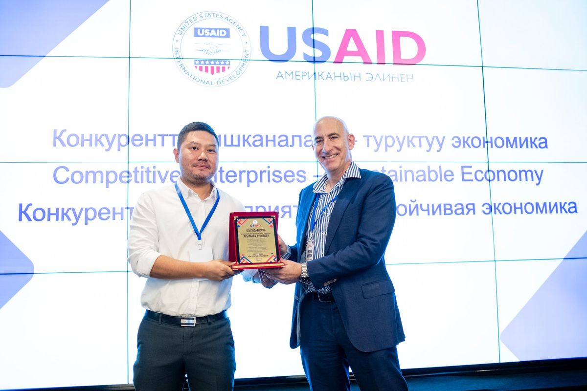 "Шоро", "Газпром", "Эйр Астана" компанияларына батончиктерди жасаган, Өзгөн күрүчүн Америкага экспорттогон "төрт дос"