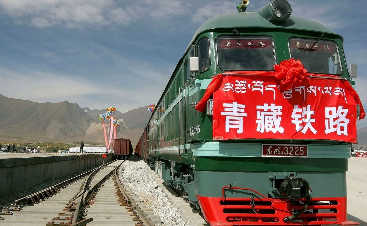 «Кытай-Кыргызстан-Өзбекстан» темир жолун куруу долбоору боюнча кайрадан талкуу өттү