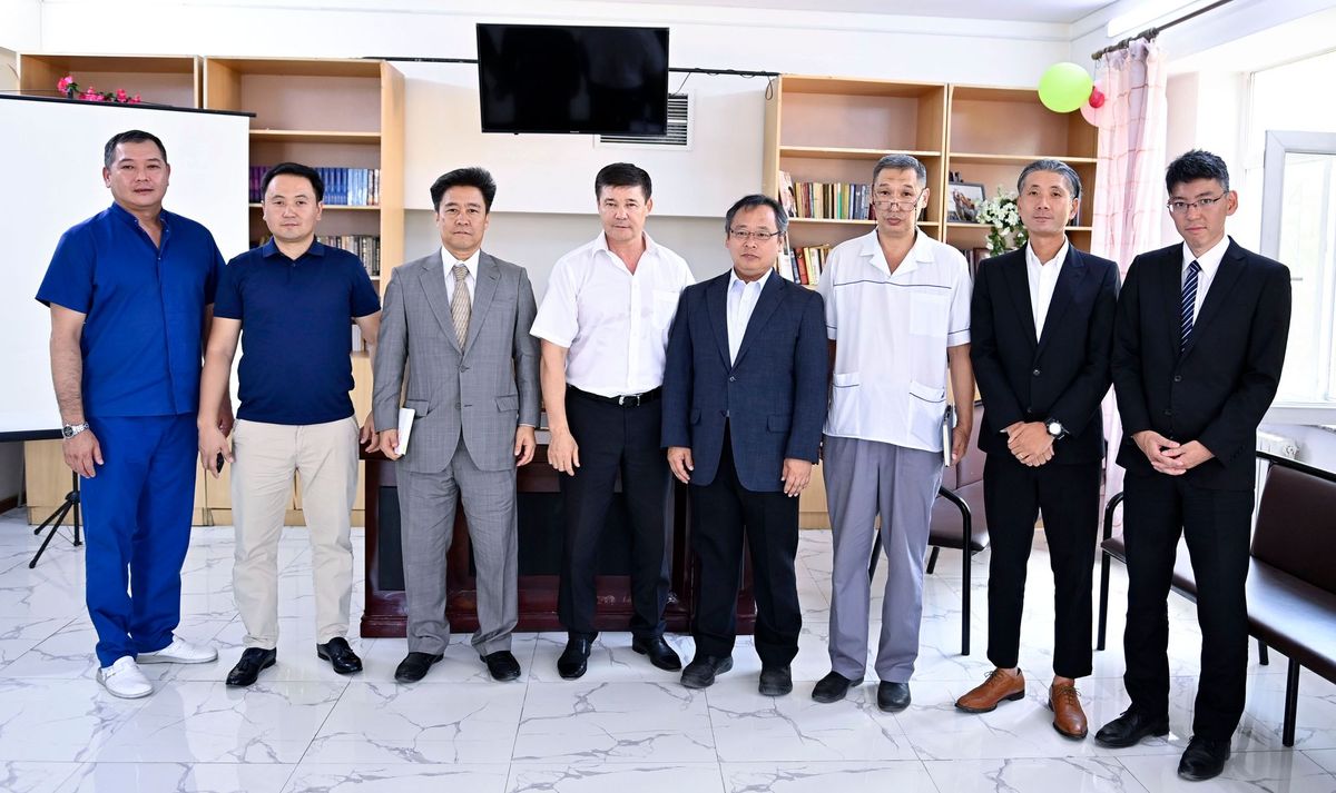 Бишкектин жана Чүйдүн 10 бейтапканасына Япониядан заманбап медициналык жабдуулар келет