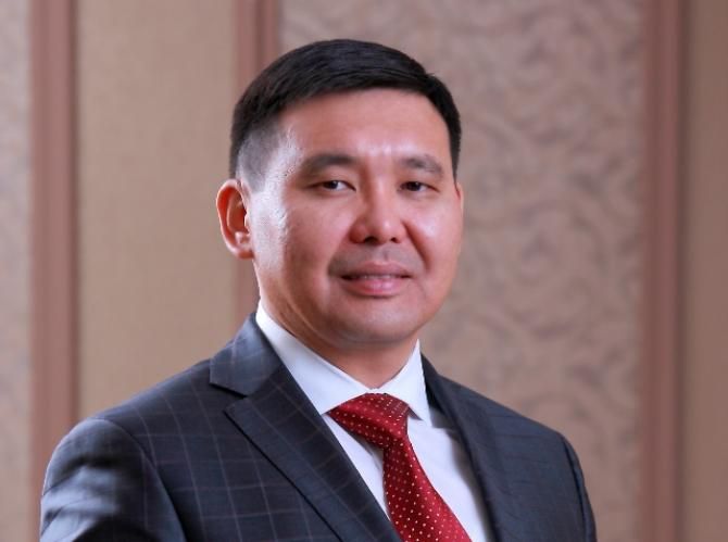 «Альфа Телекомдун» экс-жетекчиси Азат Базаркулов үй камагына бошотулду