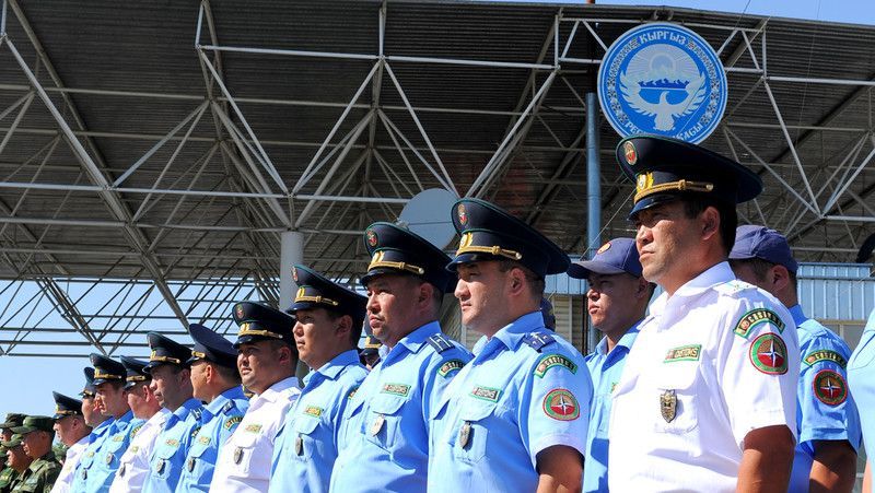 Бир айдын ичинде бажычылар 9.7 млрд сом бажы төлөмдөрүн чогултушту – план 4.6%га ашык аткарылды