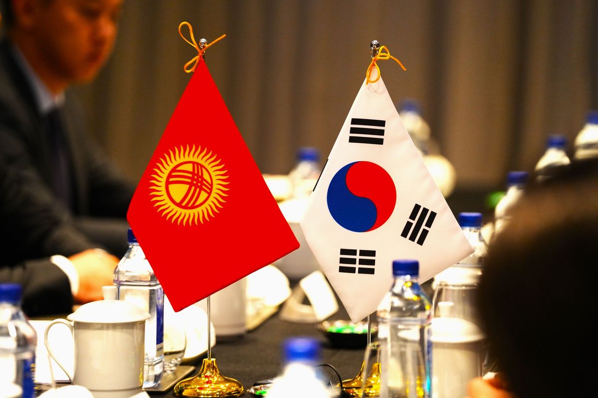 Кыргызстан менен Корея кызматташтыкты бекемдөө тууралуу талкуулашты