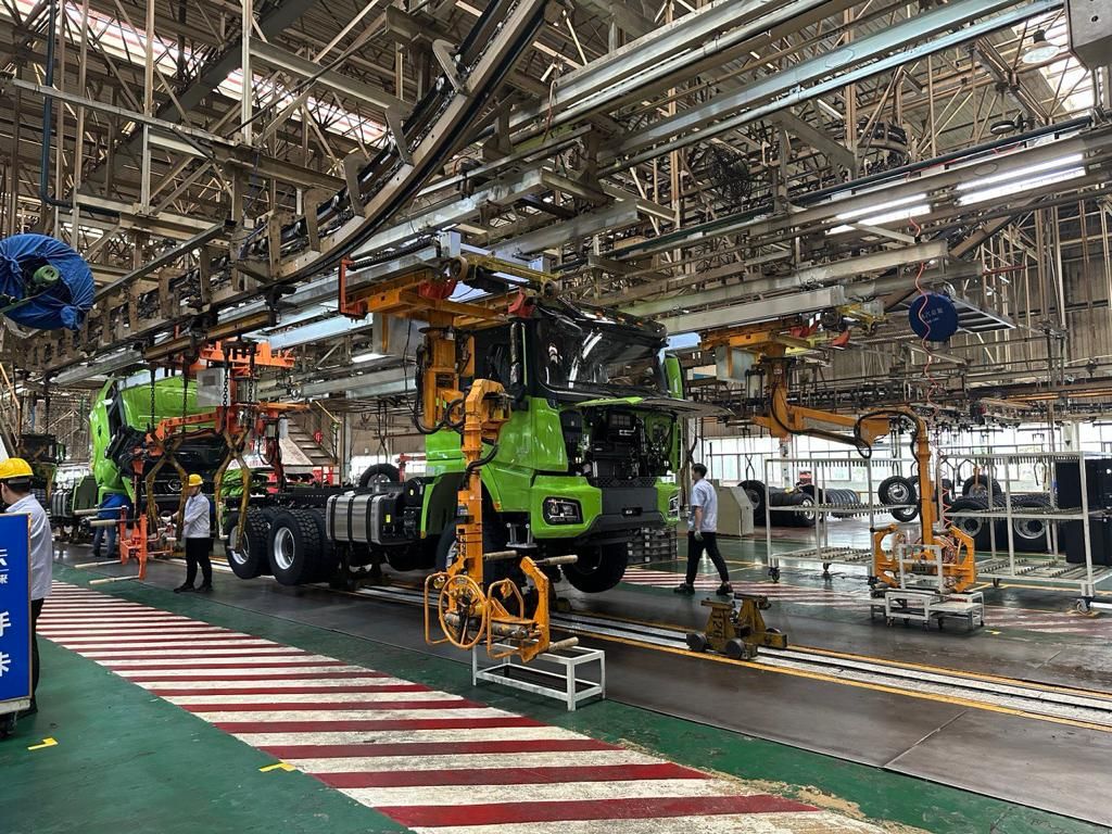 Кытайлык SHACMAN “ТНК “Шумкар” менен биргелешкен цехти ишке киргизет