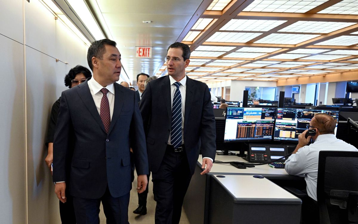 АКШнын банкирлери Кыргызстанга биринчи суверендүү еврооблигацияларды чыгарууну сунуштады