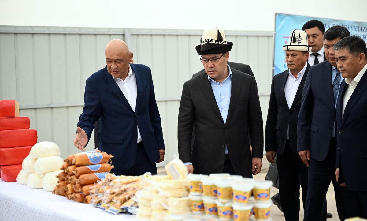 Садыр Жапаров Жалал-Абадда бир катар социалдык объектилердин курулушу менен таанышты