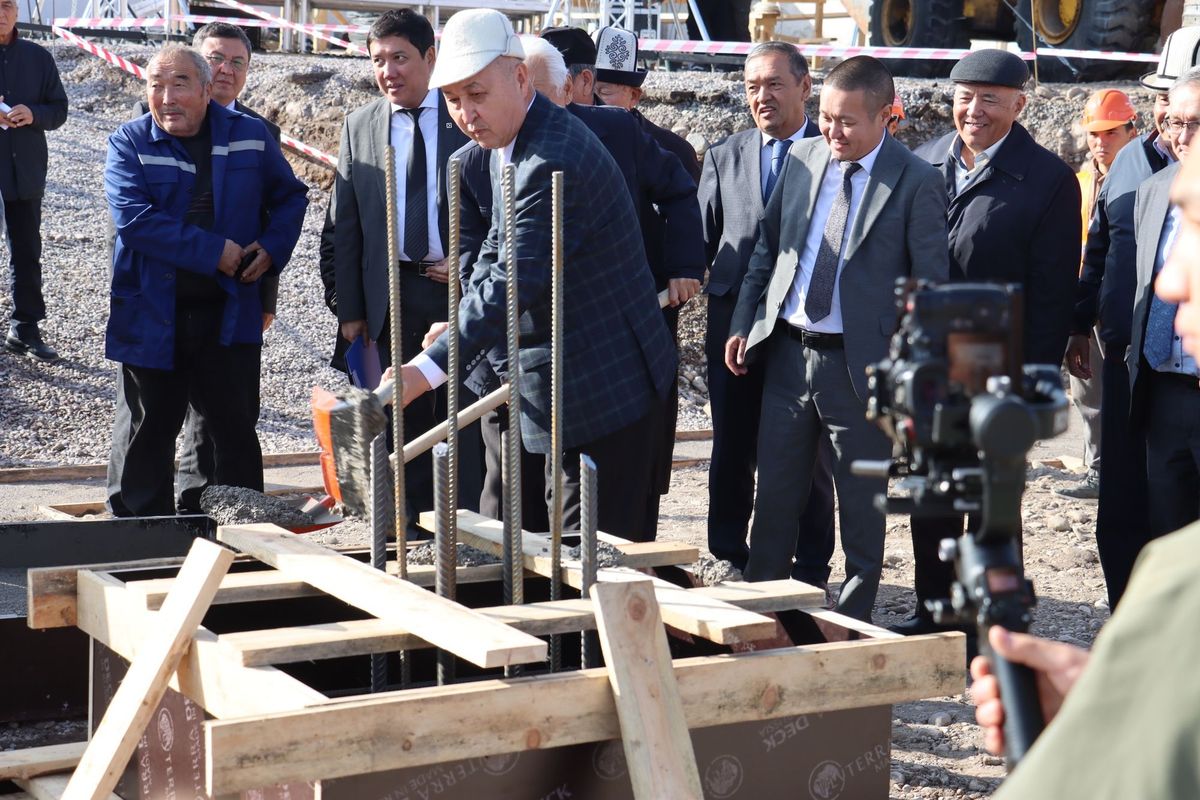 “Кыргызалтын” алтын куймаларын чыгаруу боюнча ишкананын курулушун баштады