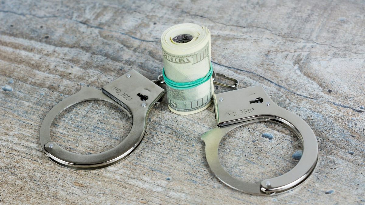 «Мадина» базарынын негиздөөчүсүнүн уулу кармалды – УКМК