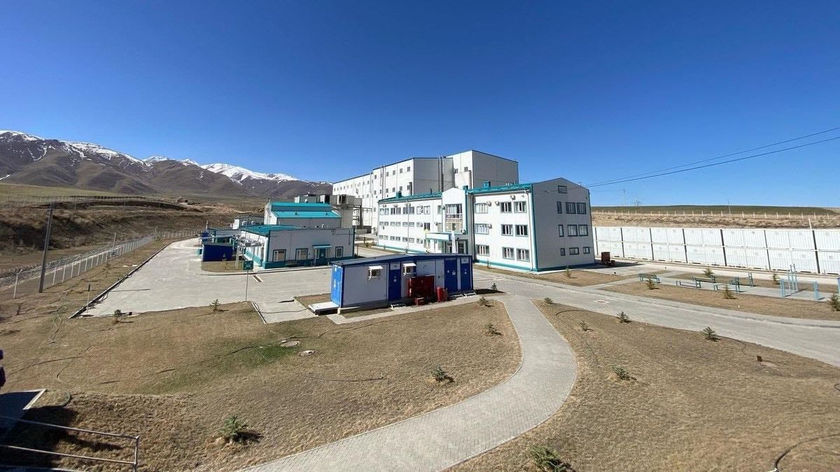 Таласта активисттер Жерүйдүн ишмердүүлүгү менен таанышты