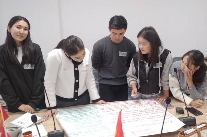 Финансылык сабаттуулук боюнча тренингдер башталды