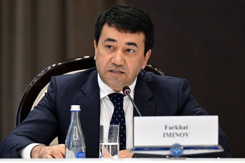 Ф.Иминов: Санариптик сабаттуулук боюнча кыргызча платформа сунушталат