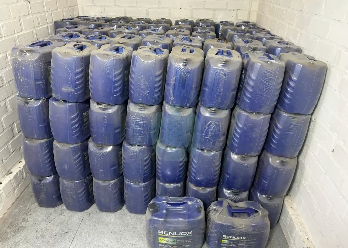 Акциздик маркасы жок 3,4 миң литр мотор майларын аныкташты