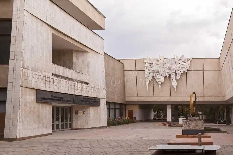 Кыргыз улуттук баштыктарын тигүү мастер-классы өттү