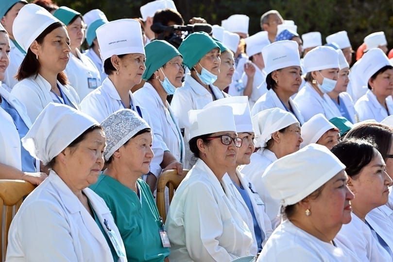 Саламаттык сактоо тармагына 23 миңге жакын адис жетишпейт