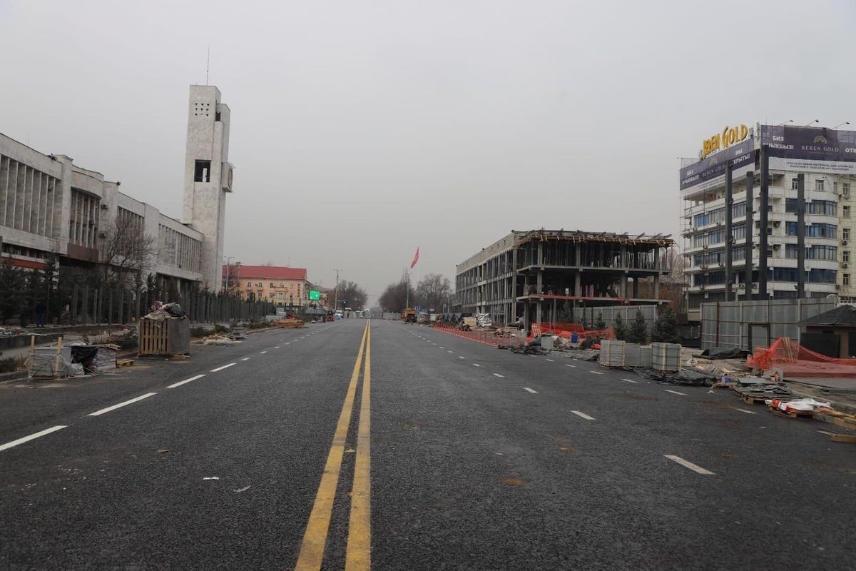 ЦУМдун жанындагы жол үчтөн алты тилкелүү болуп ачылат