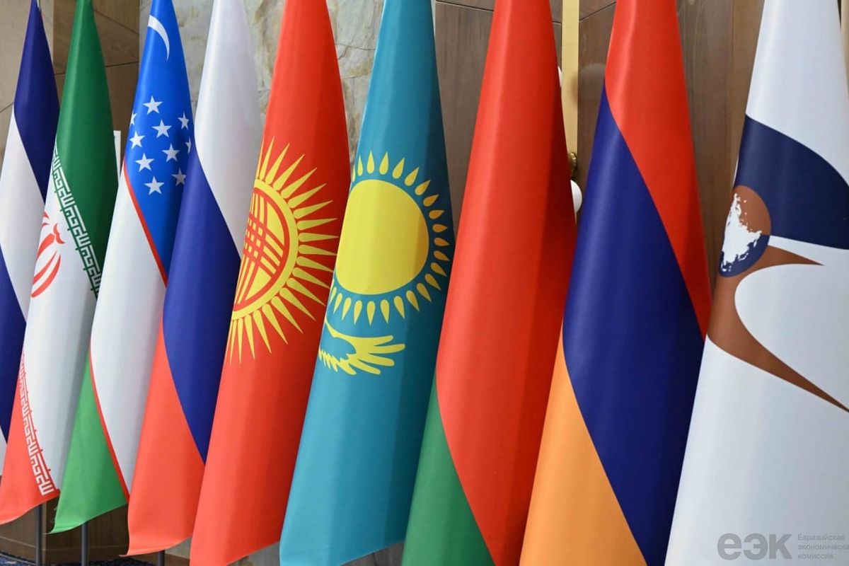 Евразия аймагындагы өз ара инвестиция  48,4 млрд долларга жетти