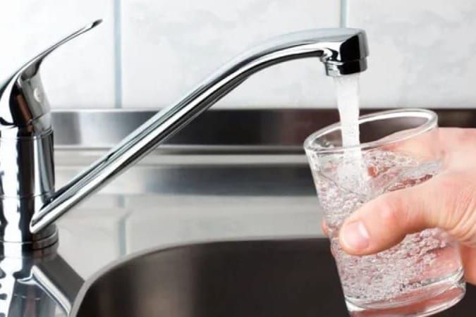 Суу тазалагыч фильтрди койгондо, суунун пайдасы жоголот