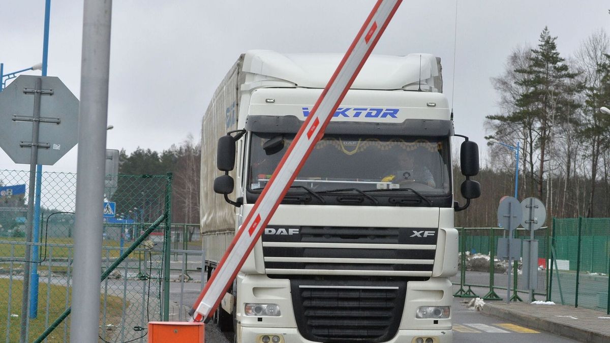 Сосновка, Кара-Көл көзөмөл-өткөрүү пункттарында былтыр 300 млн 266 миң  сом чогулган