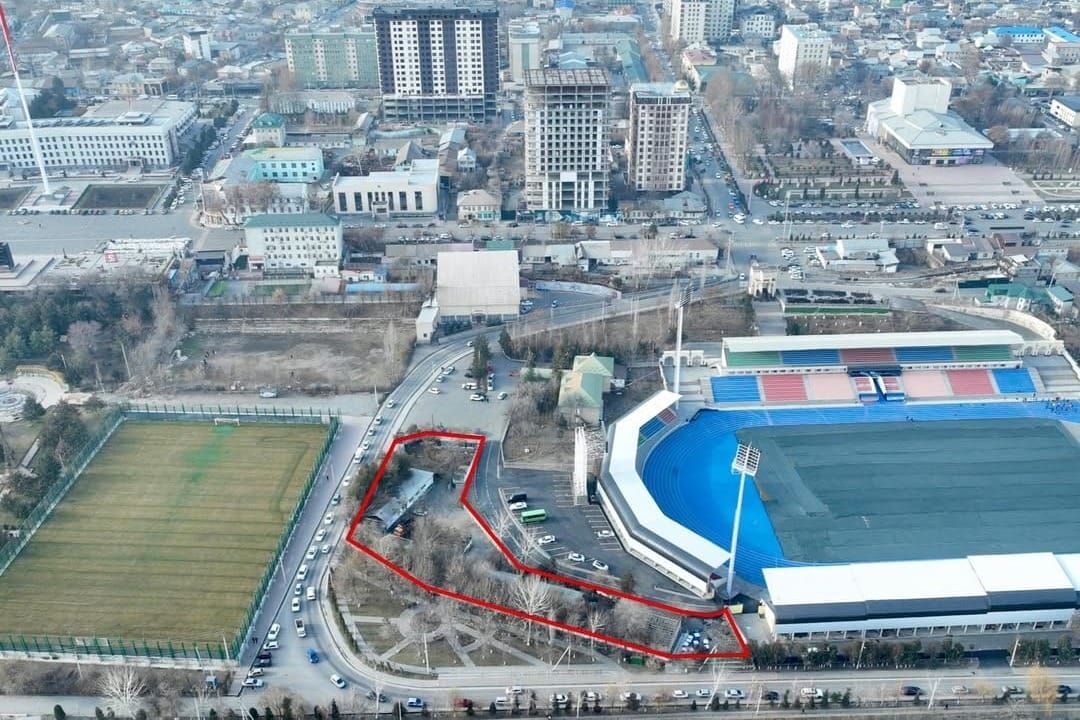 Ош шаарындагы борбордук стадиондун бир бөлүгү мамлекетке кайтарылып берилди