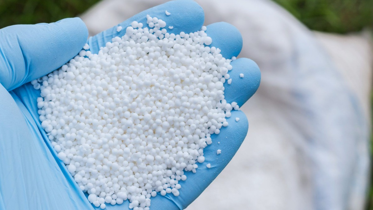 Минералдык жер семирткичтерди экспорттоого убактылуу тыюу салынды