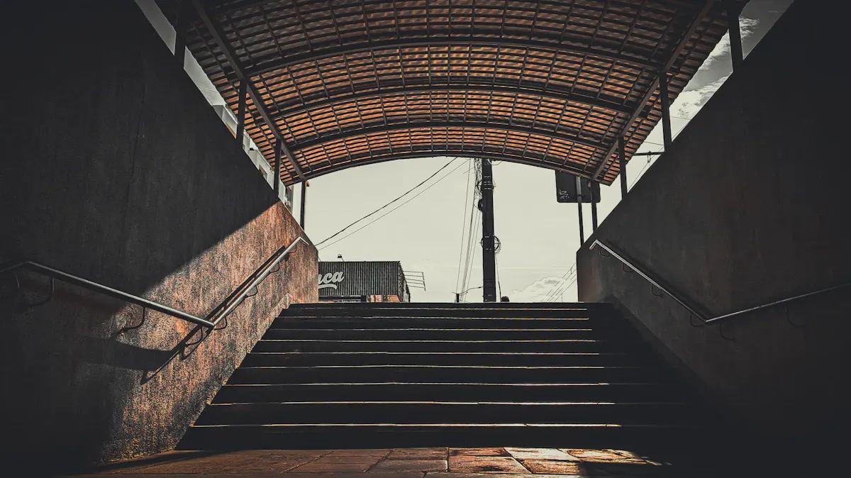 Бишкек–Кара-Балта жолунда окуучулар үчүн өтмөк курууга 10 млн сом каралды