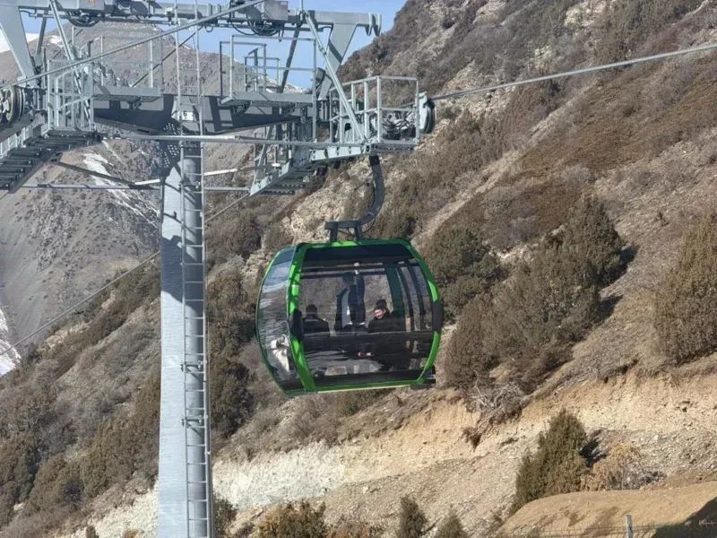 Ала-Арча паркынын аркан жолу менен көтөрүлүү баасы 600 сом