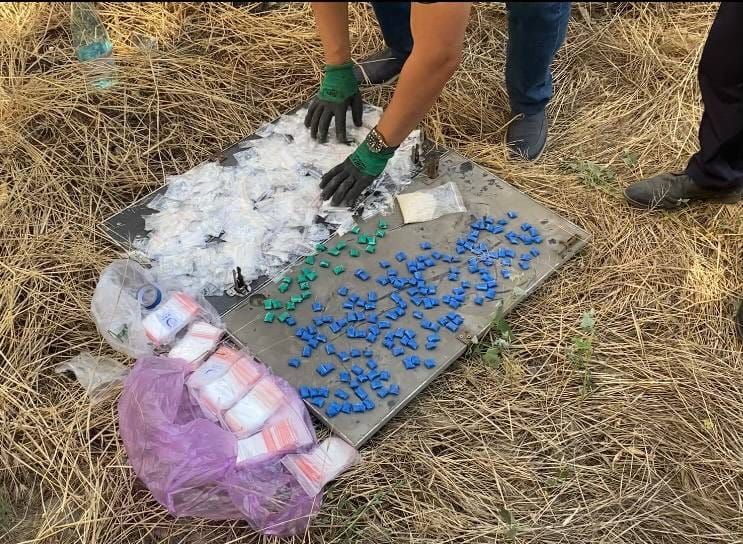 Баңгизатка каршы күрөшүү кызматы 53 млн сомдук метамфетамин кармады