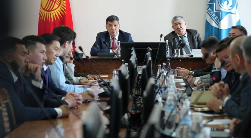 Бишкекте “акылдуу” көчө жарыктандыруу долбоору ишке кире баштады