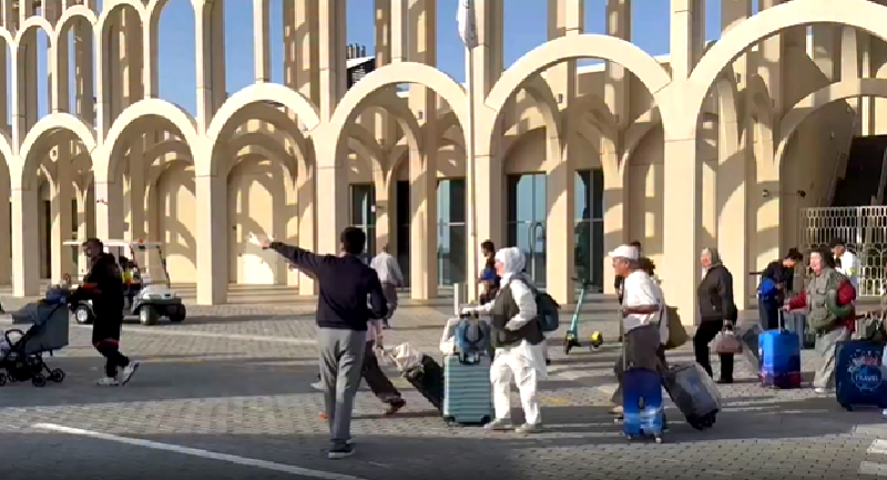 Катарда круиздик лайнерде калган 134 кыргызстандык мекенине кайтарылууда