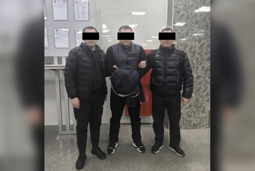 Эки жарандан 46 млн сом алдап кеткен жаран Азербайжанда кармалды