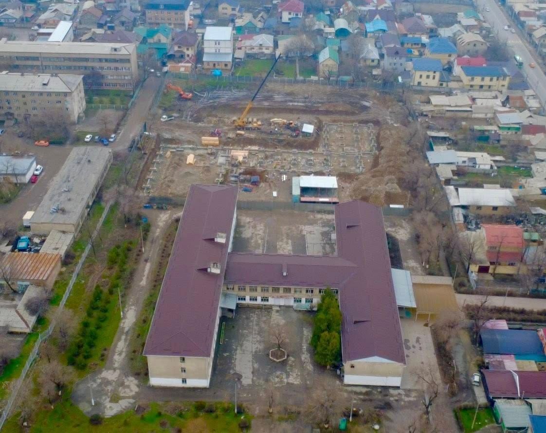 Бишкекте №55 мектепке 1200 орундуу окуу корпусу курулуп жатат