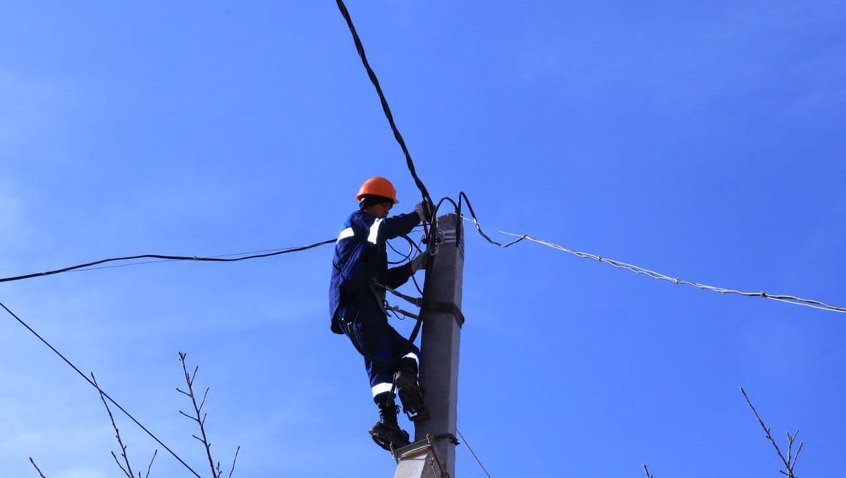Быйыл Баткенде жалпы 60 км СИП-2, СИП-3 кабелдери тартылат