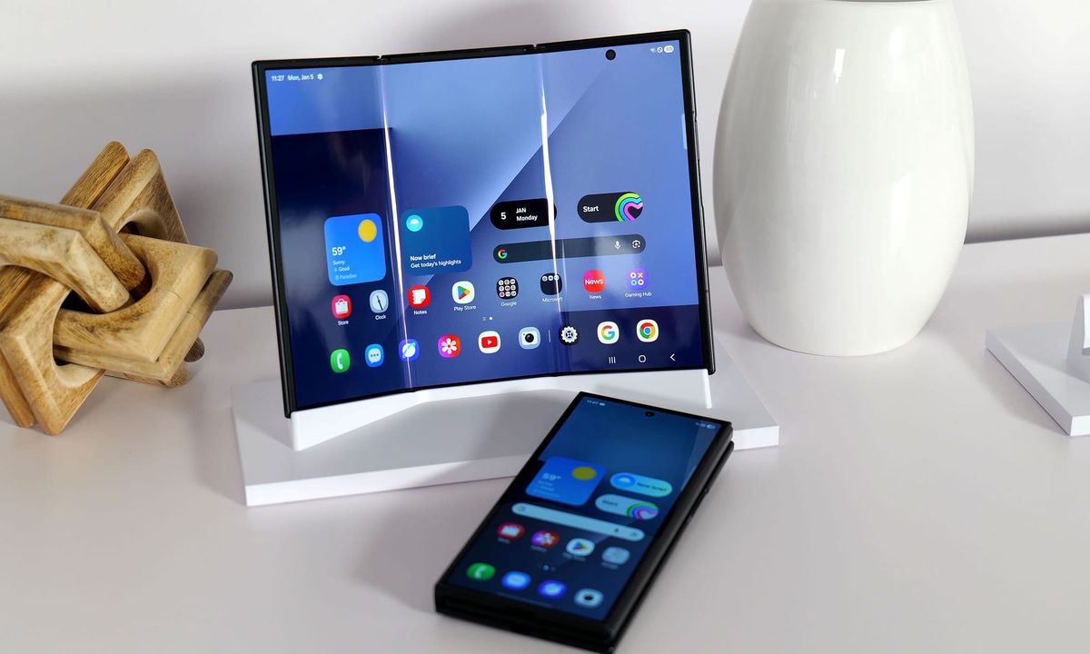 Samsung  үч бүктөлүүчү гаджетти сатууну токтотушу мүмкүнбү?
