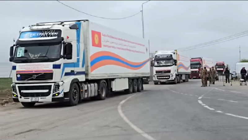 Кыргызстан Иранга 129 тонна гуманитардык жардам жөнөттү