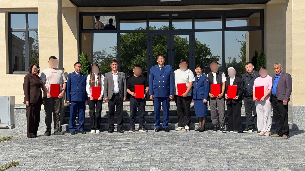 Сокулукта ата-энеси жок балдарга жер тилкелери берилди