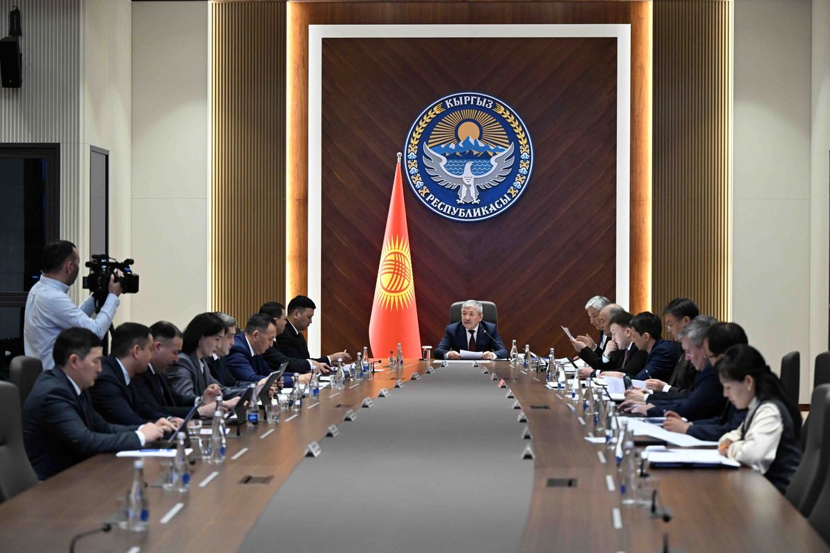 А. Касымалиев бюрократияны азайтуу боюнча жаңы тапшырмаларды берди