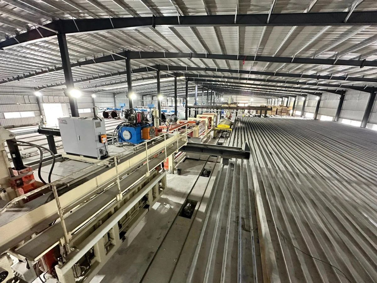 Баткенде “Мега Газоблок” заводу аймакты курулуш материалдары менен камсыздоодо