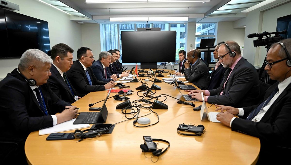 Кыргызстан менен Дүйнөлүк банк биргелешкен “жол картасын” иштеп чыгуу маселесин талкуулады