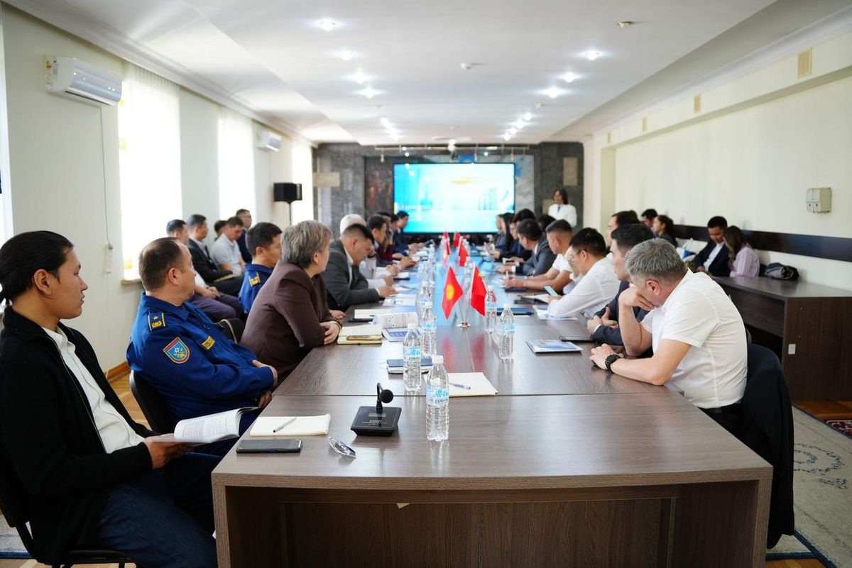 Кыргызстан менен Кытай санариптик кызматташтыкты күчөтөт