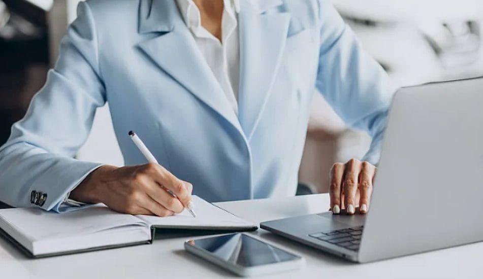 Ар бир үчүнчү кепилдик — аялдарга: Кыргызстанда ишкер айымдарга колдоо өсүүдө