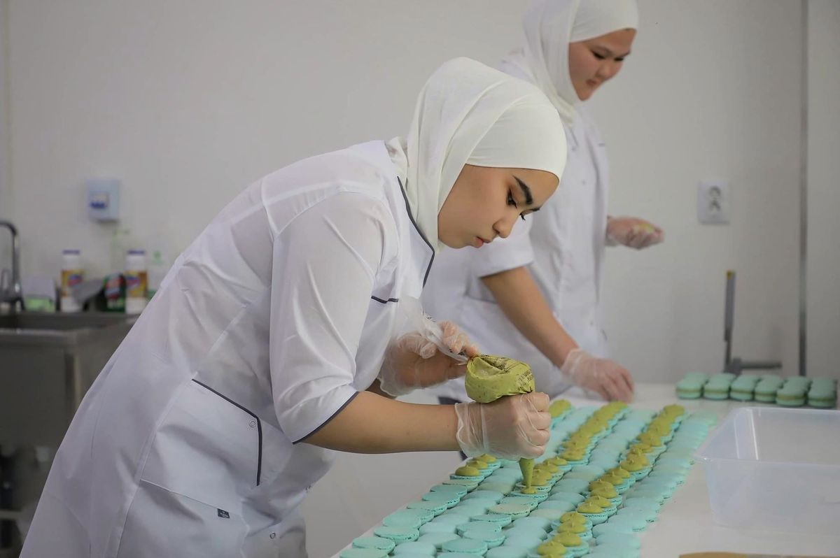 Ошто “Мадина” кондитердик цехи ачылып, 100 жумуш орду түзүлдү