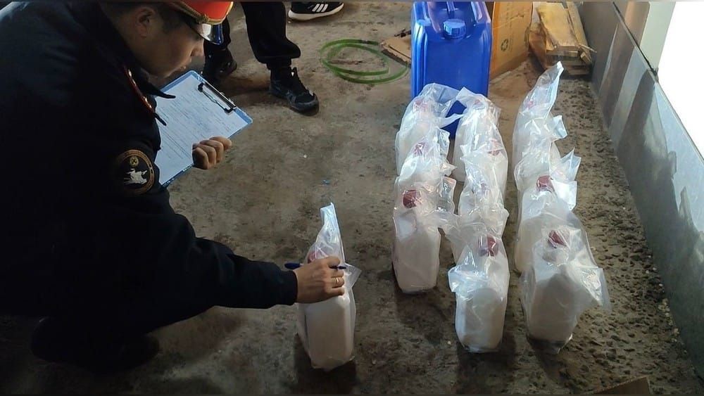 Мыйзамсыз психотроптук заттарды жана прекурсорлорду жүгүртүү каналы токтотулду