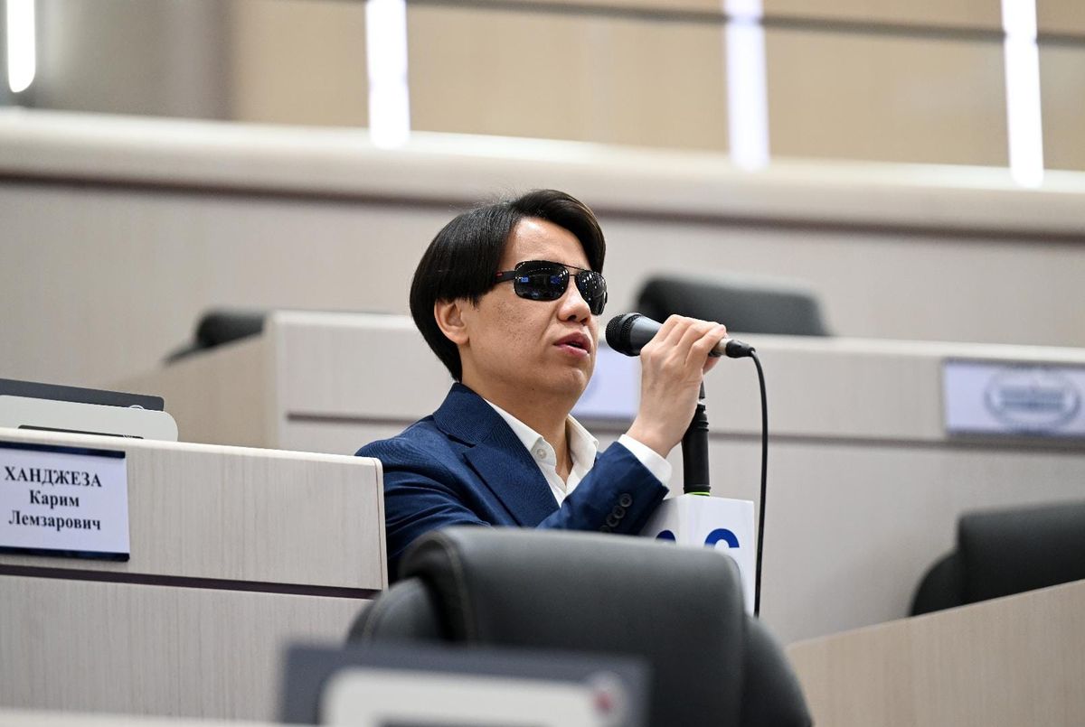 Угуу мүмкүнчүлүгү чектелген кыргызстандыктар 20 млн сомдон ашык акчага алданышкан