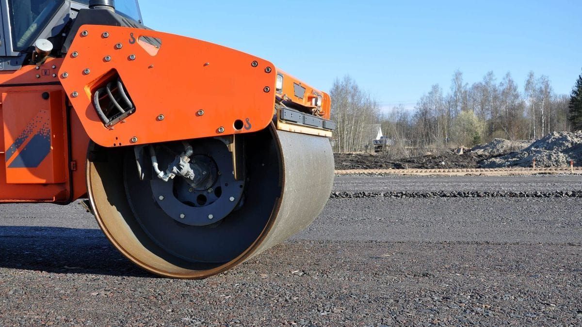 Бишкек – Нарын – Торугарт жолунун айрым бөлүктөрү оңдолуп жатат