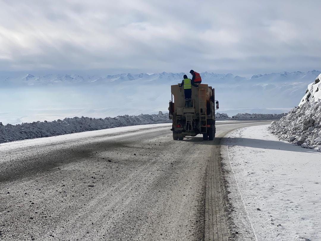 Аба ырайы кескин өзгөрөт: Жолдордо сак болуңуз!