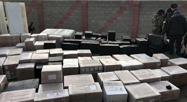 Мыйзамсыз ташылган 1,5 млн сомдук товарларга бөгөт коюлду