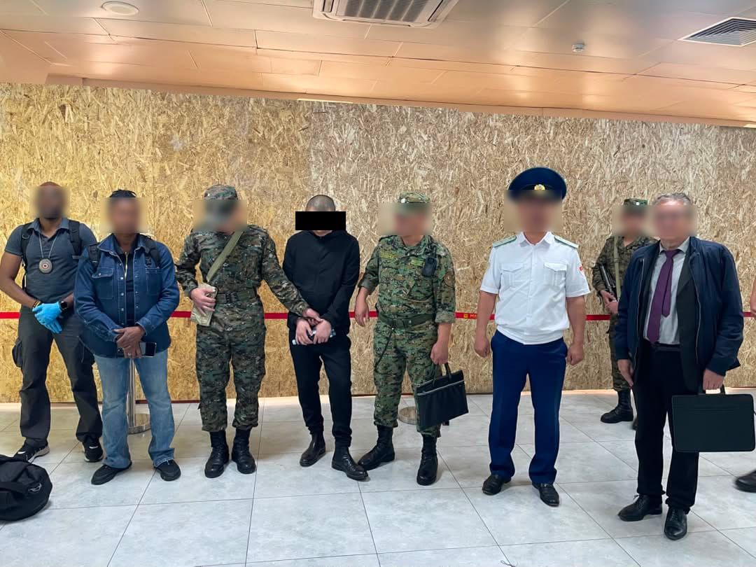 Кыргызстан эл аралык издөөдөгү жаранды Францияга өткөрүп берди
