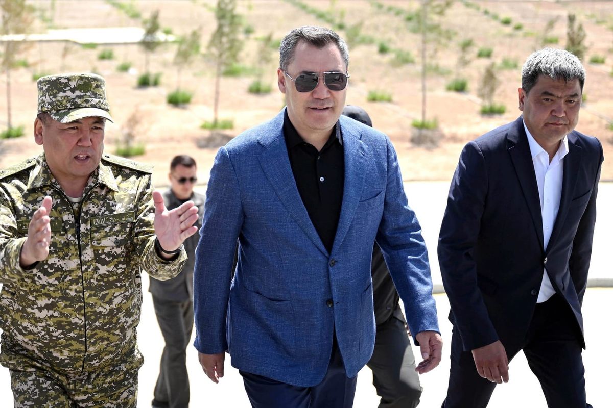 Президент “Достук” эл аралык соода-экономикалык паркынын долбоору менен таанышты