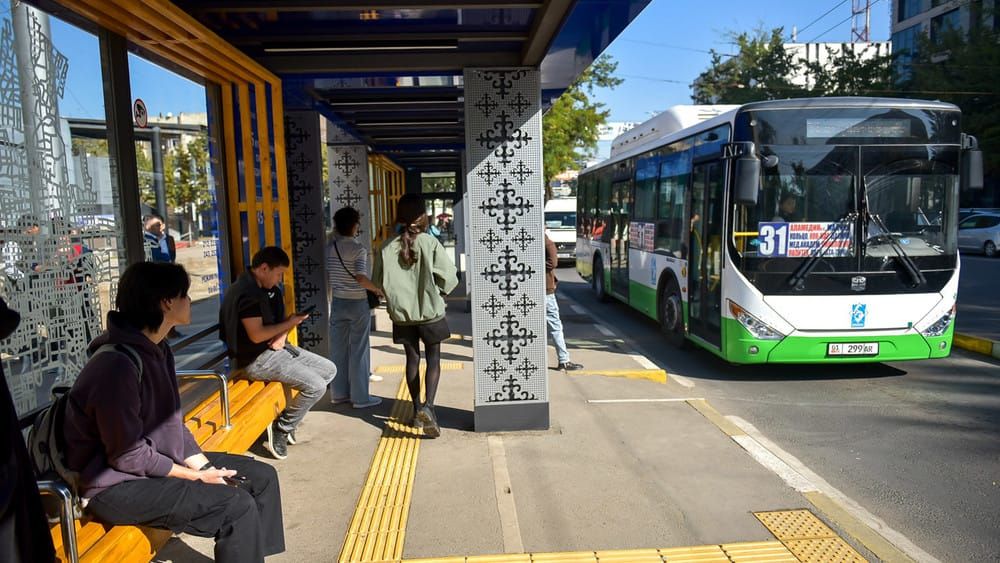 Коомдук транспортко жол бербегендерге 5500 сом айып салынат