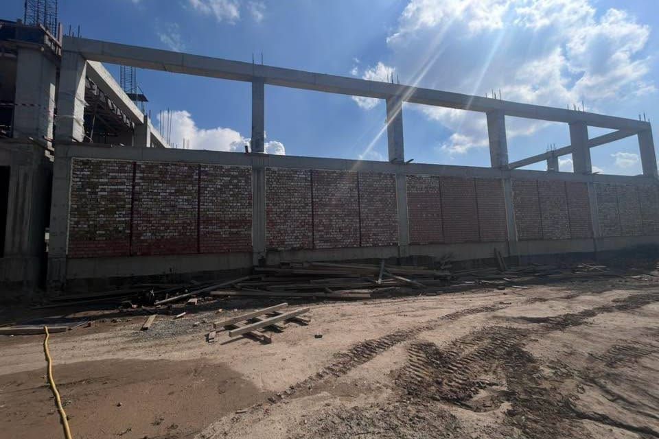 Оштун Ишкаван айылында 700 орундуу мектеп курулууда